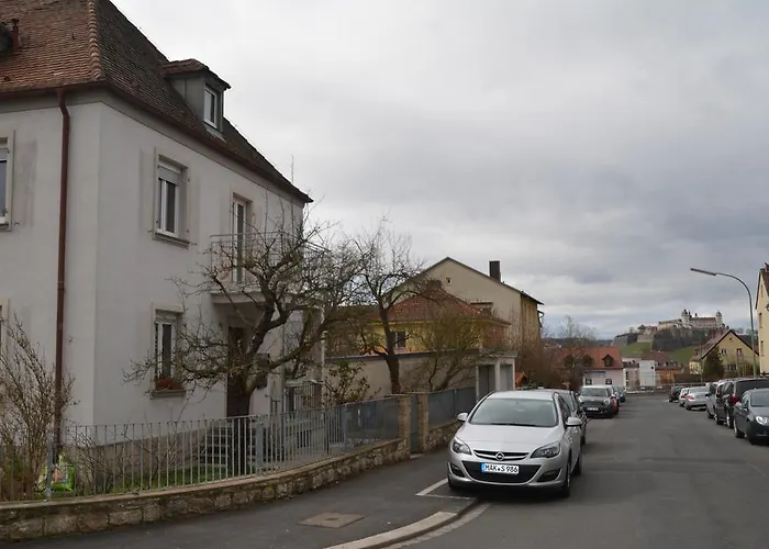 Apartament Avenzio *